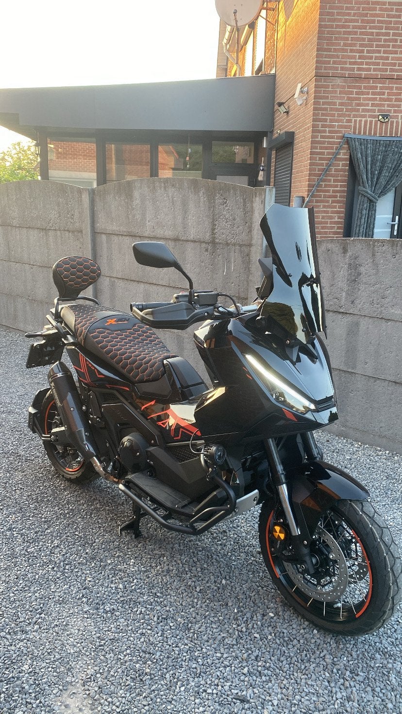 DE LA HONDA XADV 750 BRABUS ÉDITION AKRAPOVIC 2026, Particulier, Neuf