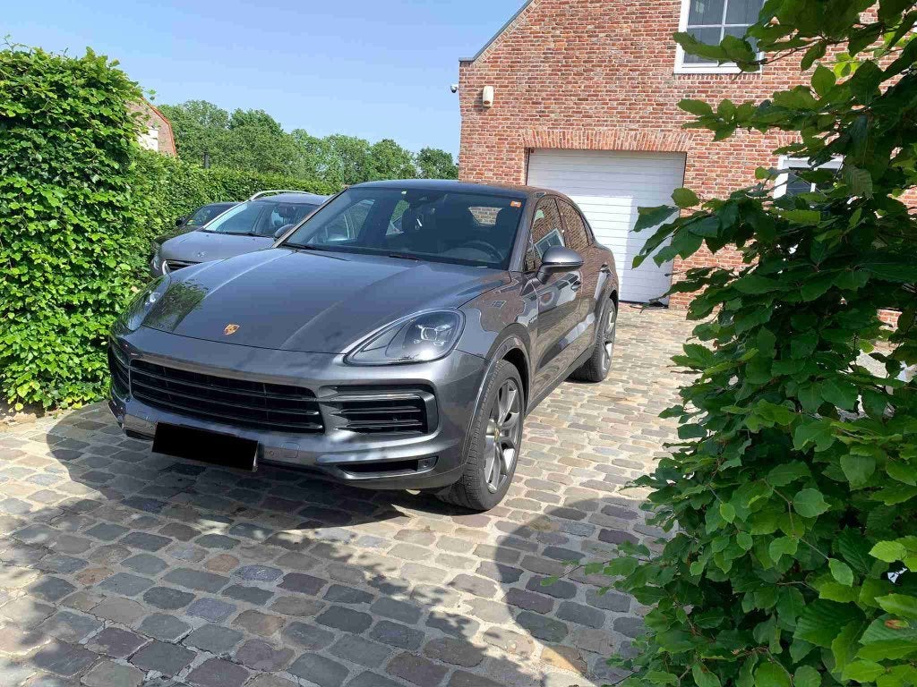 PORSCHE CAYENNE COUPÉ E-HYBRID, Autos, Porsche, Cuir, Achat, Automatique, Particulier