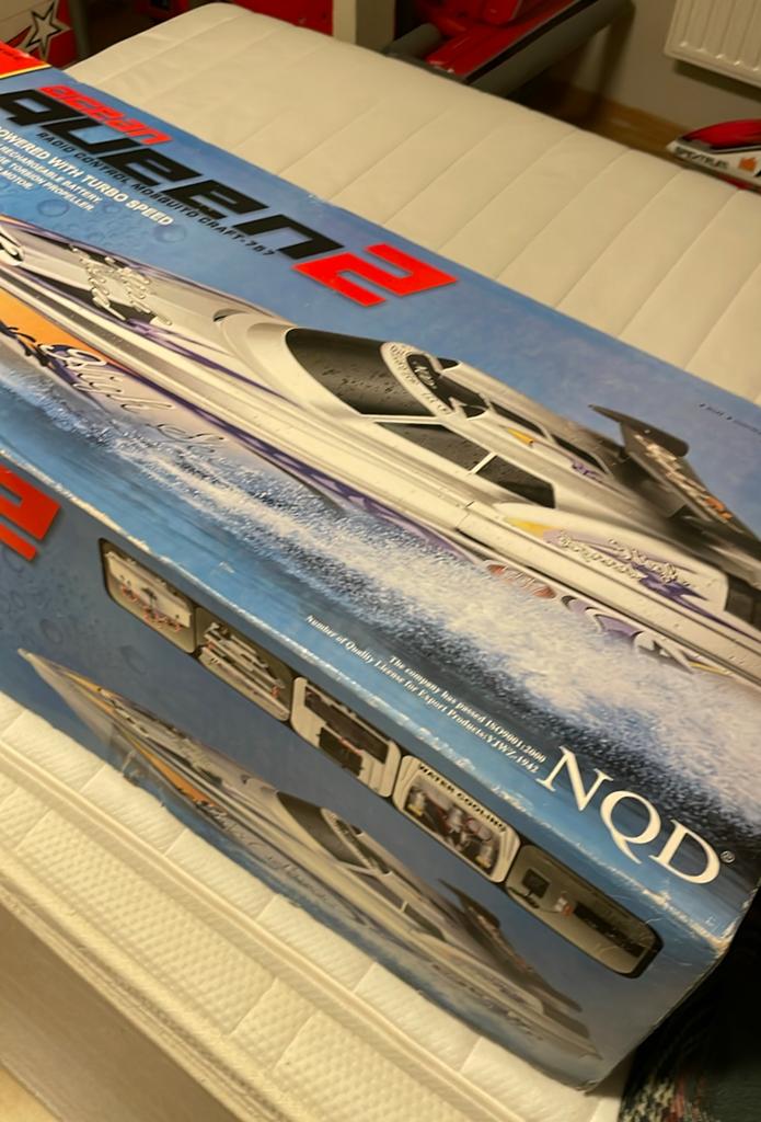 Rc boot, Hobby en Vrije tijd, Modelbouw | Boten en Schepen, Zo goed als nieuw, Ophalen