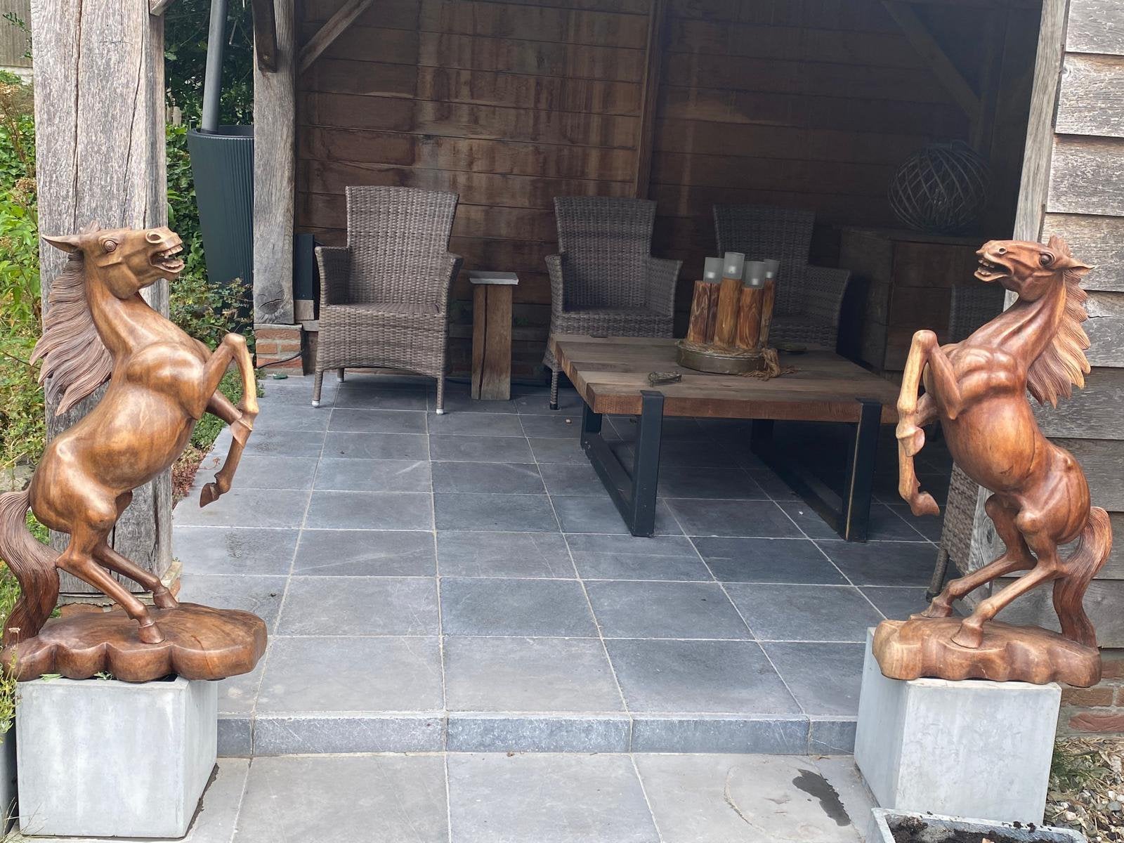 Duo houten paarden 87 cm hoog, Oriental, Comme neuf, Enlèvement, Bois