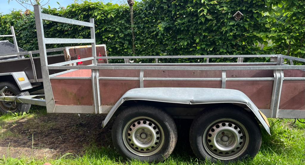 Aanhangwagen dubbelasser, Enlèvement, Utilisé