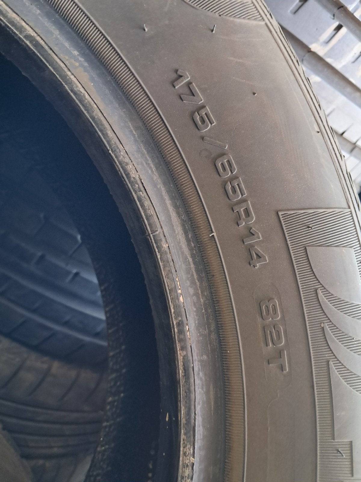 1756514 175/65/14 175/65r14 Toutes les saisons, Enlèvement