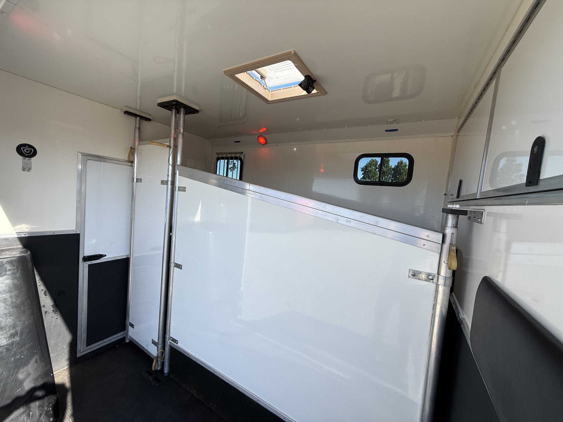 Peugeot Boxer | HORSETRUCK | MVV | STALLION 3XL | 2015 | HEN, Dieren en Toebehoren, Weduwestraat 12
4884MV  WERNHOUT, NL, Paardenwagentje NL | MVV HORSETRUCKS