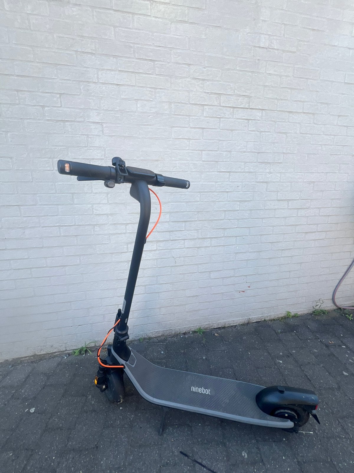 Ninebot F2, Enlèvement, Comme neuf, Step électrique (E-scooter)