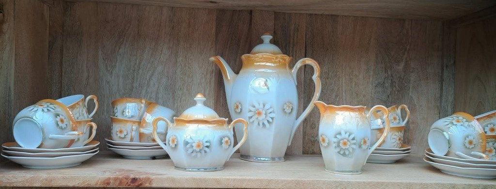 Service à café vintage/rétro en porcelaine fine iridescent, Antiquités & Art, Enlèvement