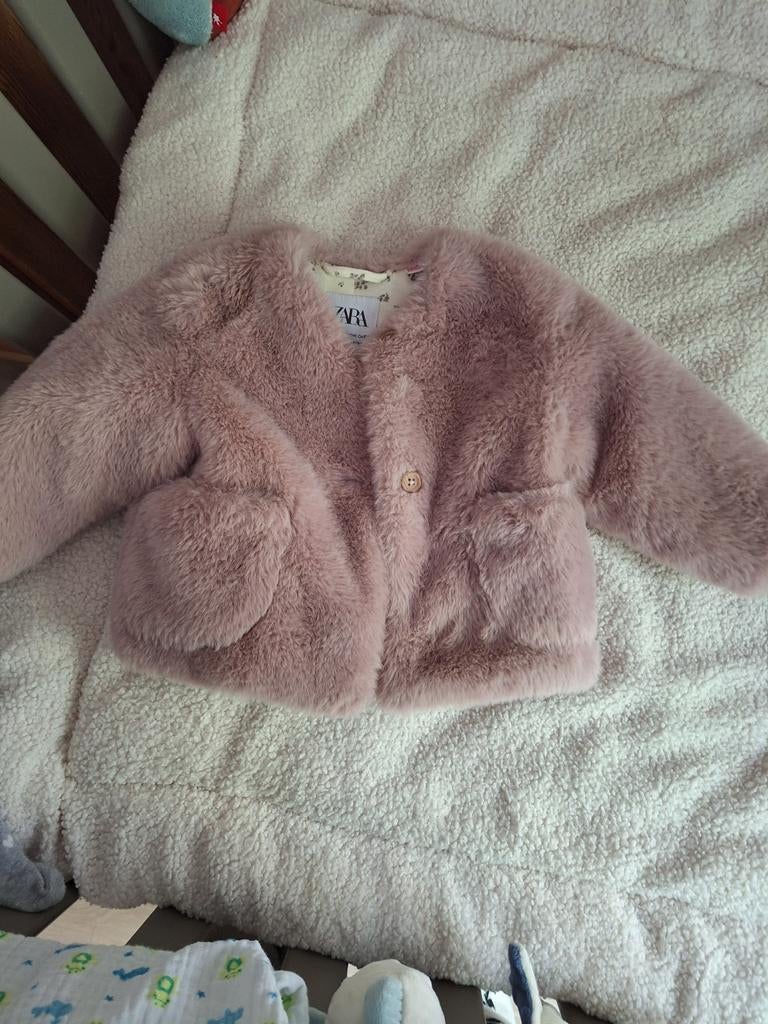 Veste Zara 3 - 6 mois, Enfants & Bébés, Enlèvement, Manteau