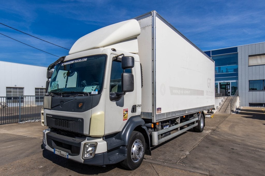 Volvo FL 250+HAYON BAR 1.5T., Autos, 250 ch, Achat, Euro 6, Entreprise