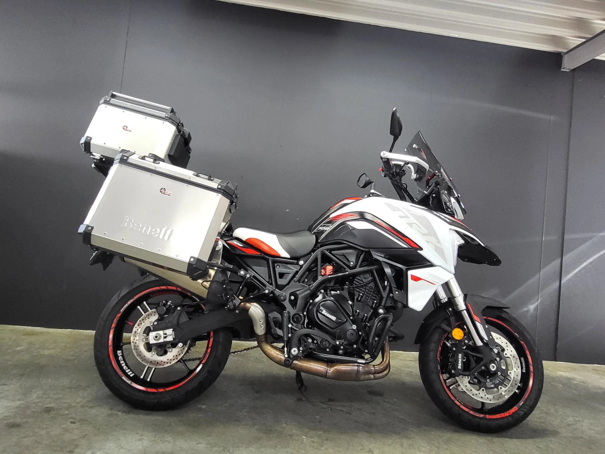 Benelli TRK 702 karaktervolle touring met 3 koffers, Entreprise, Occasion, Plus de 35 kW, 700 cm³