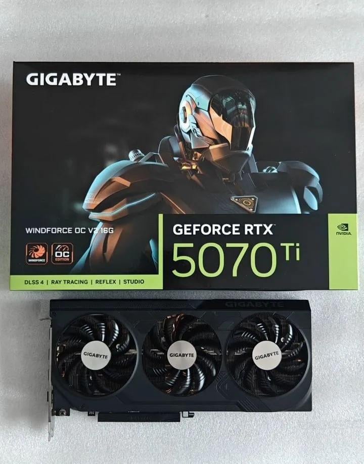 RTX 5070ti Gigabyte Windforce SFF, Informatique & Logiciels, Cartes vidéo, Enlèvement ou Envoi, Comme neuf, GDDR6, Nvidia