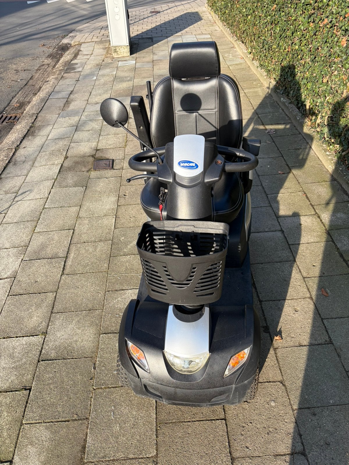 Scootmobiel ivacare comet pro moet weg met papieren, Diversen, Brommobielen en Scootmobielen, Ophalen, 16 km/u of meer, 46 km of meer