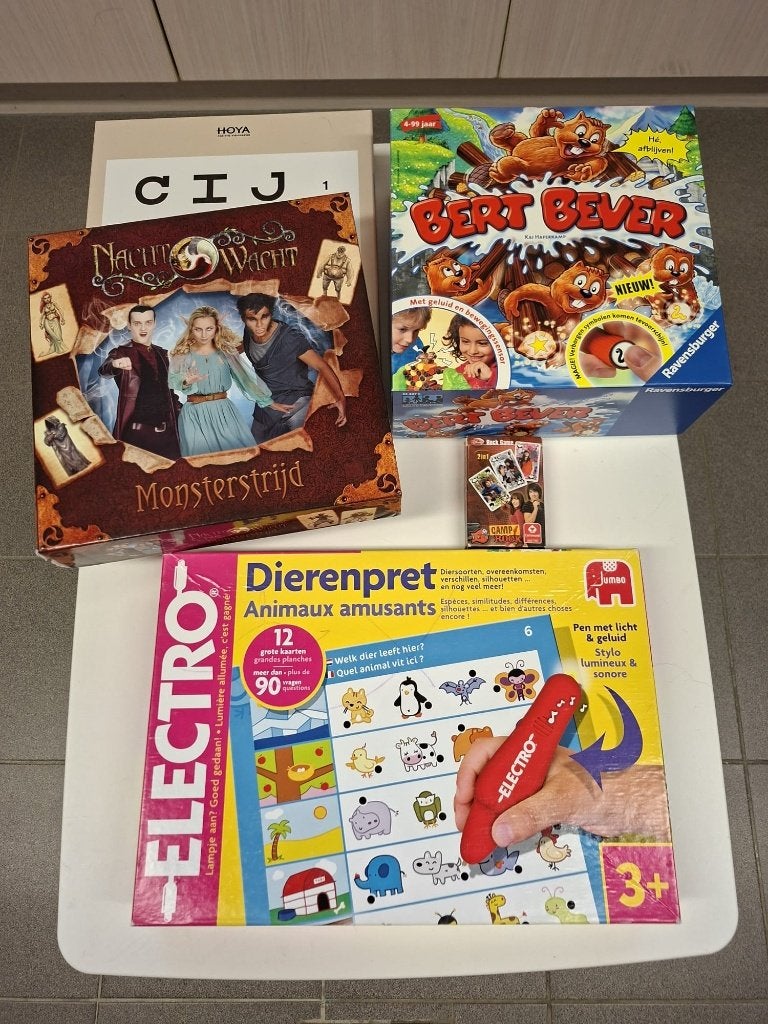 Spellenpakket: Bert Bever, Electro Dierenpret & Nachtwacht, Enfants & Bébés, Enlèvement, Comme neuf, Électronique, Avec lumière