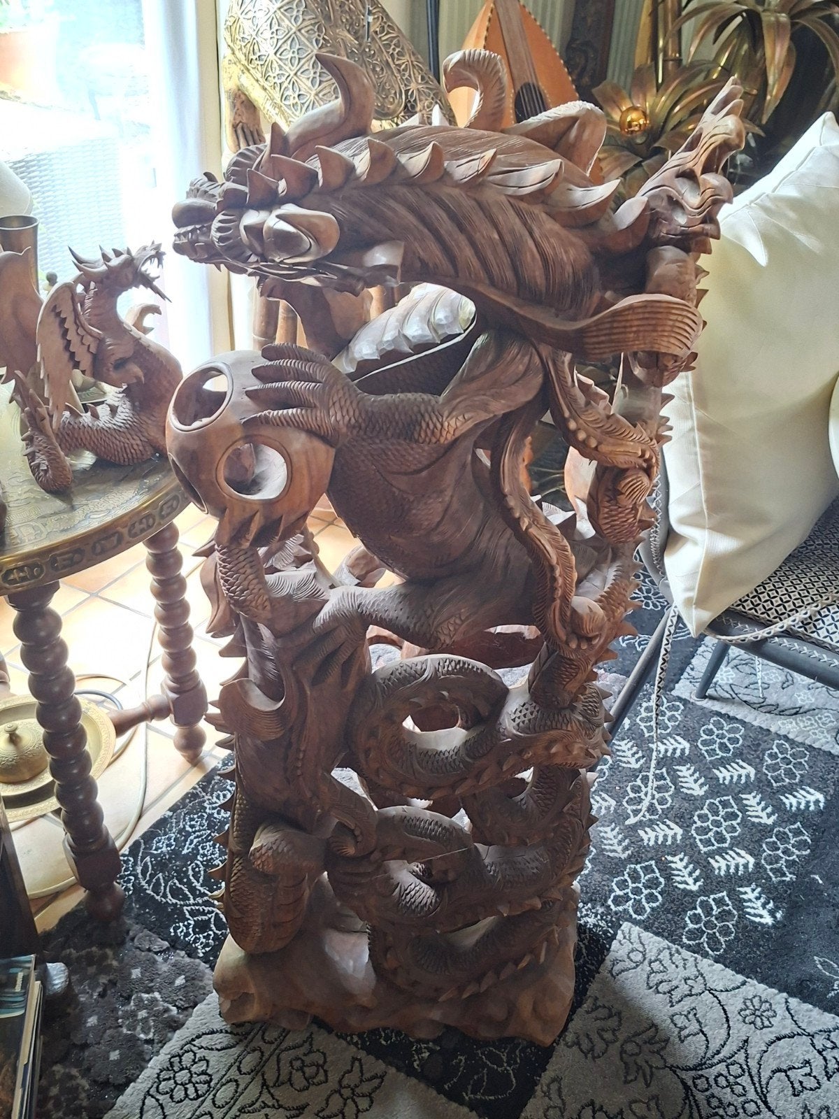 Les Dragons, Enlèvement, Bois