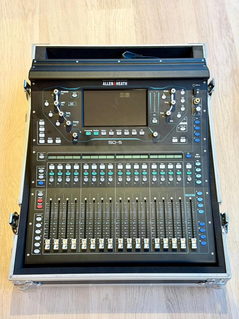 Allen & heath sq5 met extras, Muziek en Instrumenten, Mengpanelen, Ophalen, Zo goed als nieuw