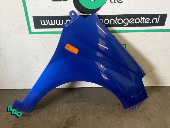 Scherm rechts-voor van een Daihatsu Cuore (Cuore 03-) (B51), Gebruikt, Daihatsu, -, -