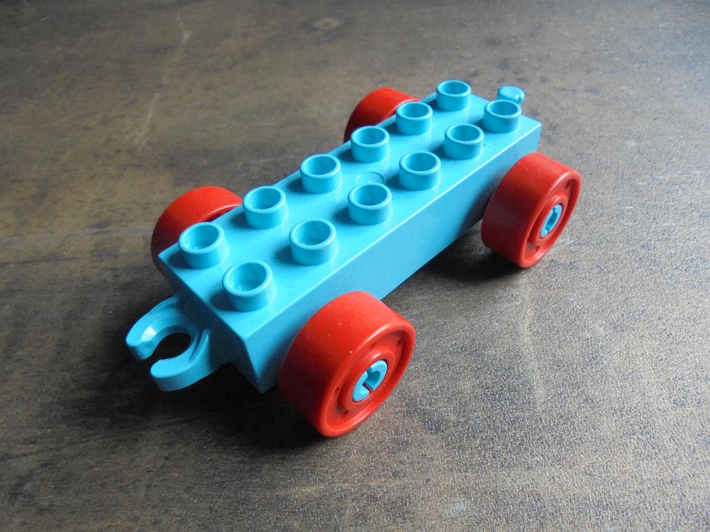 Lego Duplo Car Base 2x6 with Fake Bolts (zie foto's) 5, Envoi, Utilisé, Briques en vrac, Duplo