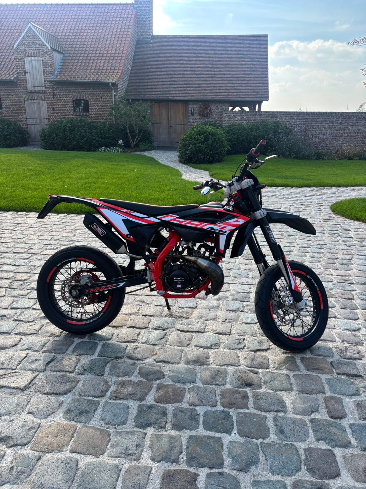 Beta RR 50 track, Ophalen, 6 versnellingen, 49 cc, Zo goed als nieuw
