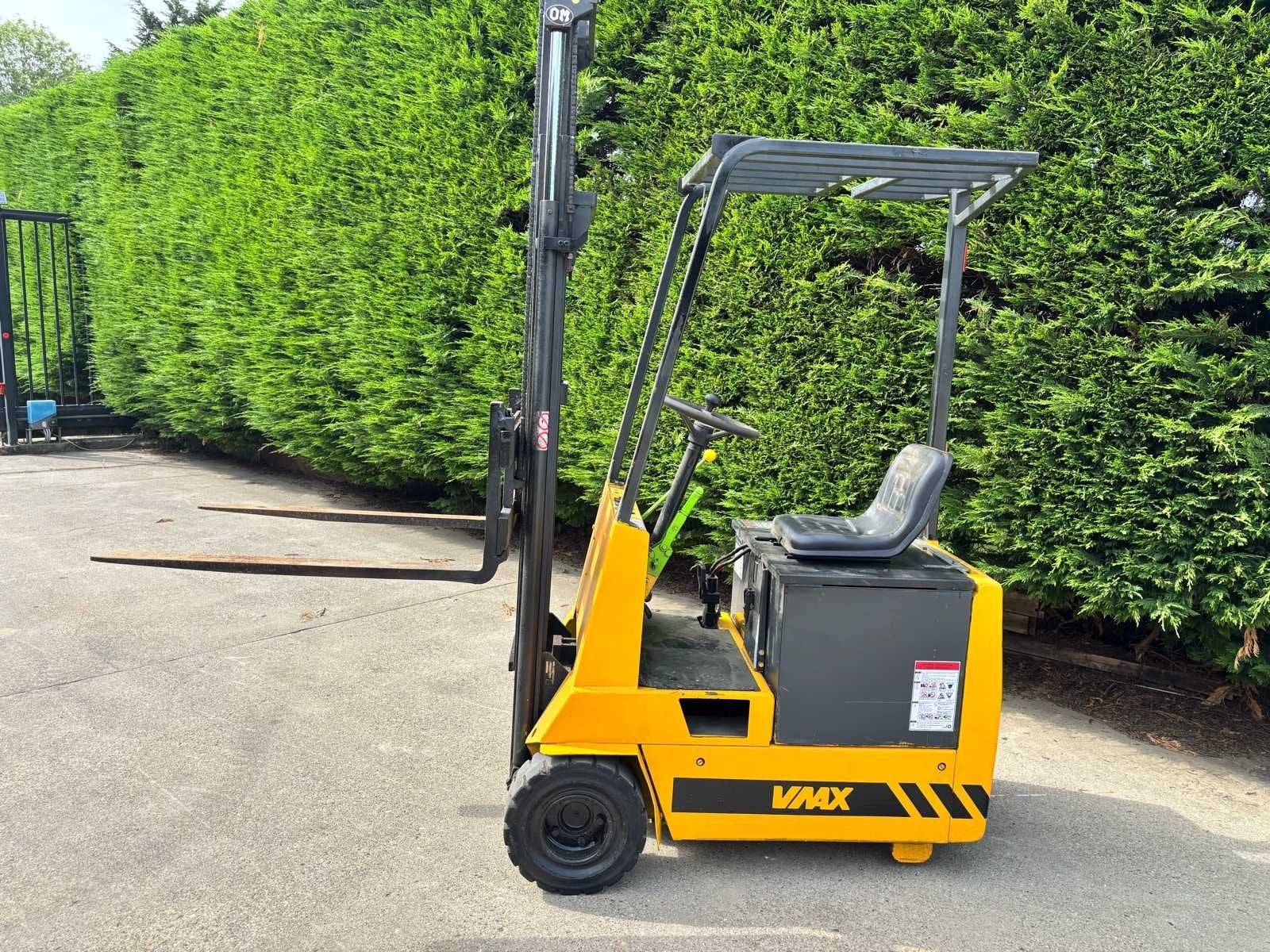2009 VMAX E10N Forklift électrique 1000kg - hauteur de leva, Articles professionnels, Machines & Construction | Chariots élévateurs & Transport interne