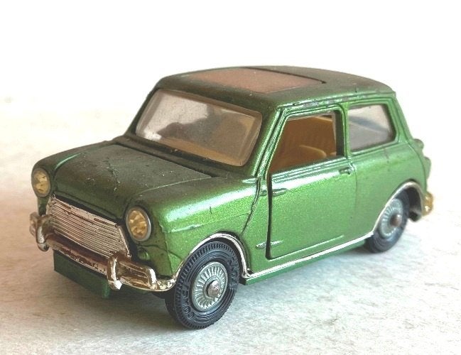 Mini Cooper magnifique groen metallic sun roof Corgi # 334., Hobby en Vrije tijd, Ophalen of Verzenden, Gebruikt, Auto, Corgi