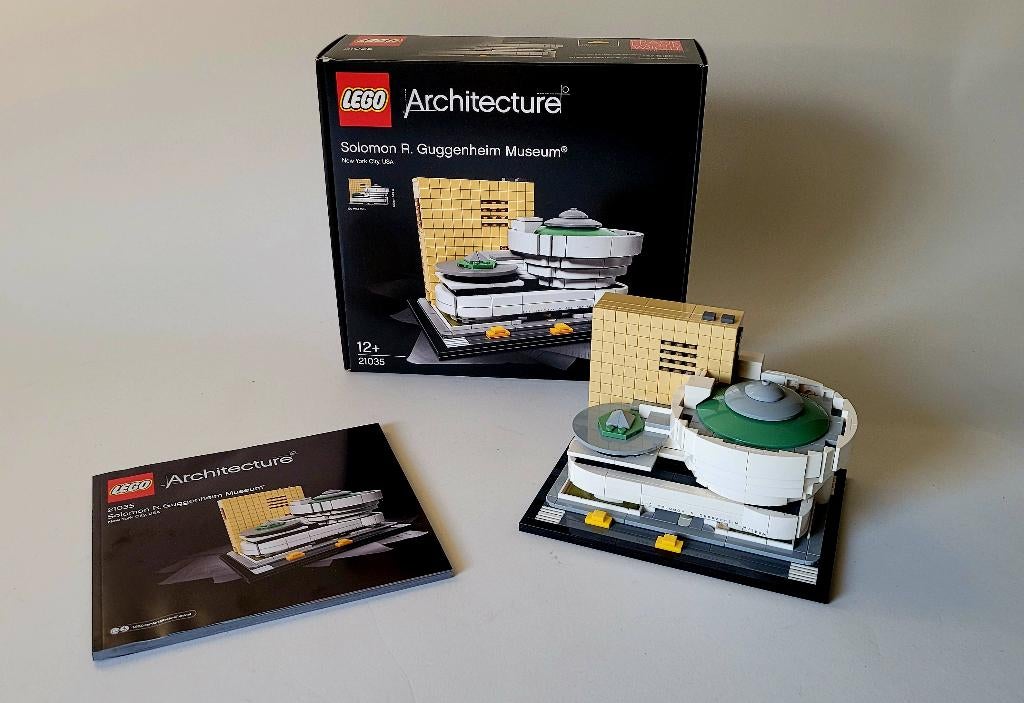 Lego 21035:	Solomon R. Guggenheim Museum 2017 AFOL, Ophalen of Verzenden, Zo goed als nieuw, Complete set, Lego