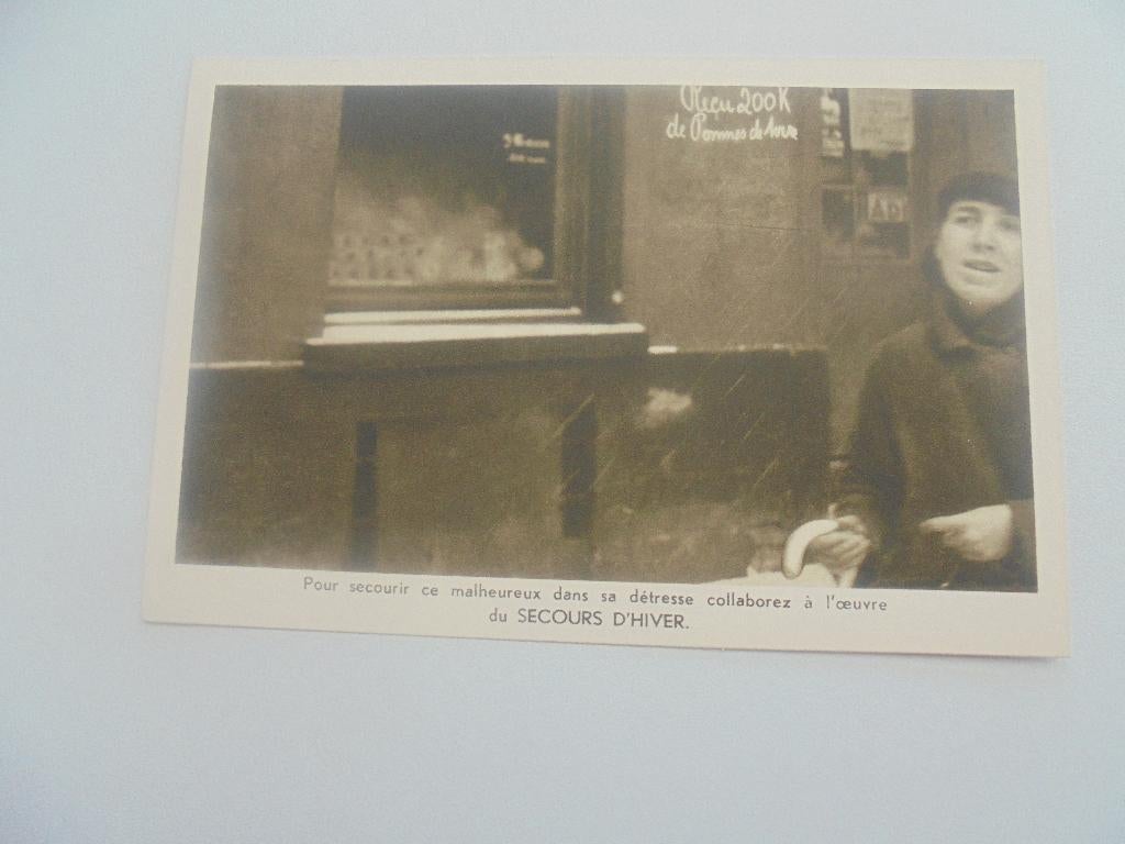 winterhulp postkaart met zegel, Verzamelen, Verzenden, 1940 tot 1960, Ongelopen, Overige thema's