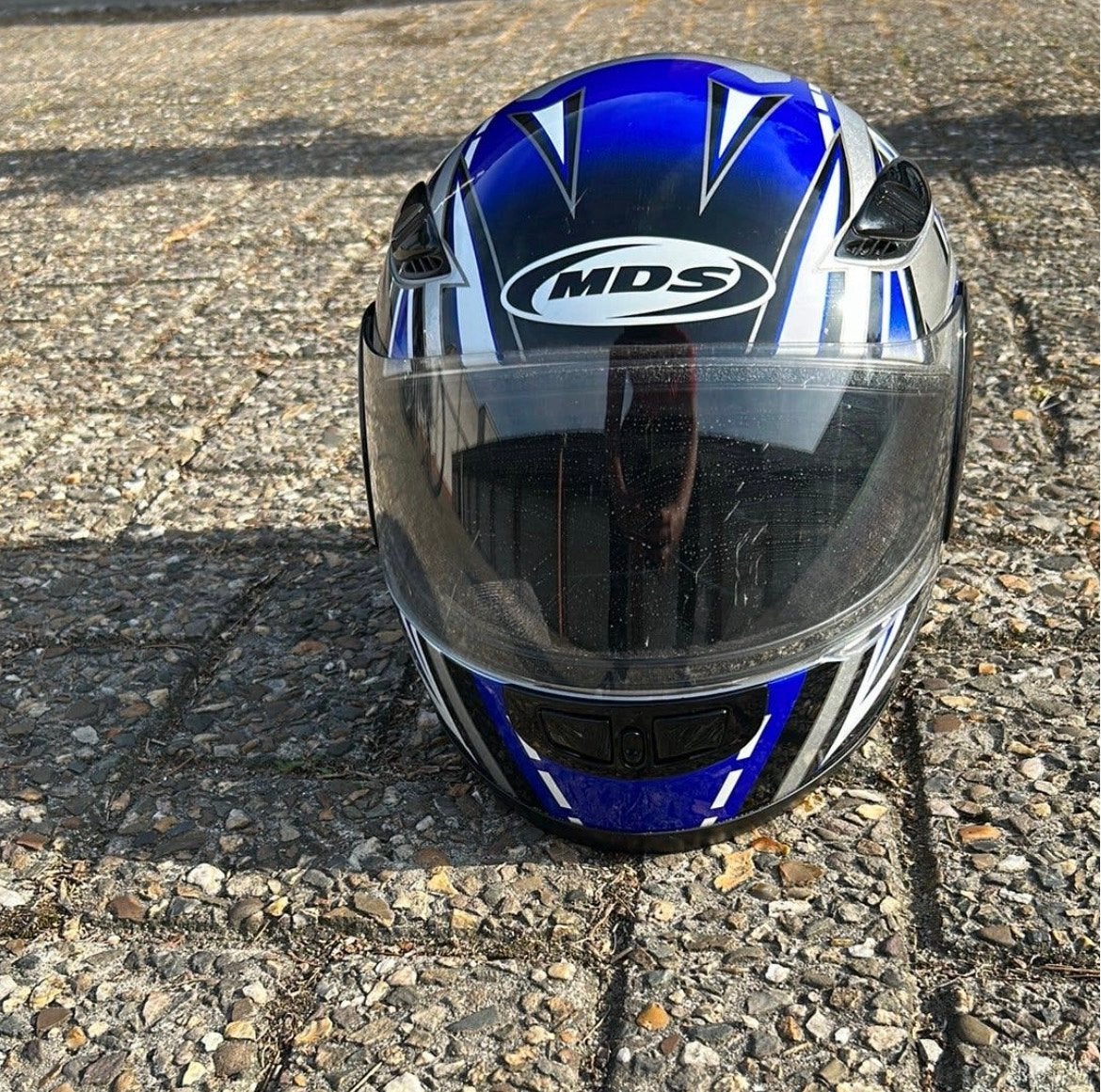 Een mooien motorhelm in perfecte staat, Motoren, Ophalen of Verzenden