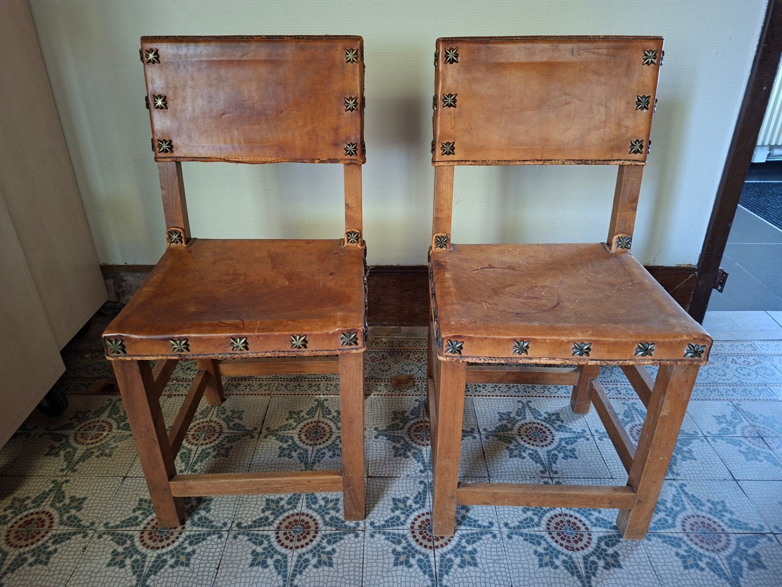 2 Vintage Spaanse Brutalistische stoelen (jaren '60/'70), Ophalen
