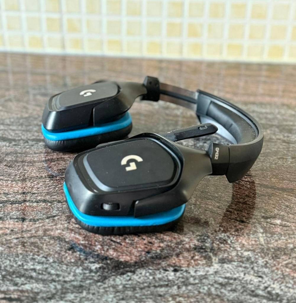 PS4/PS5/PC Logitech G432, Casque gamer, On-ear, Comme neuf, Enlèvement