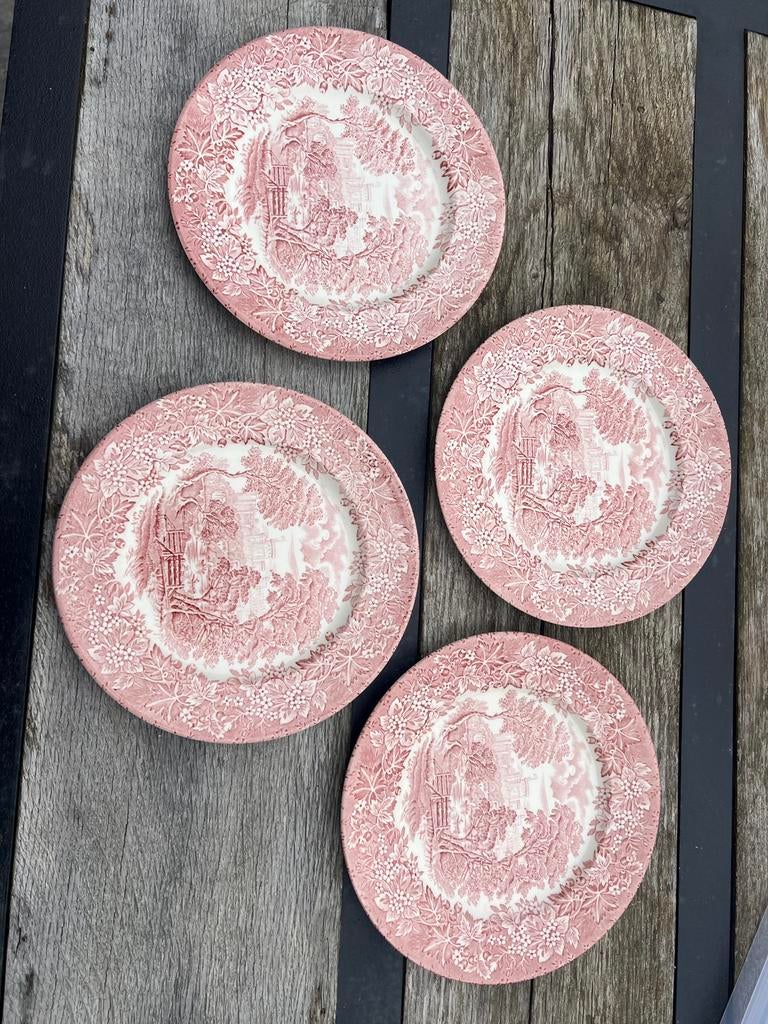 4 antieke borden Ironstone Engeland, Huis en Inrichting, Keuken | Servies, Ophalen of Verzenden, Zo goed als nieuw, Bord(en)