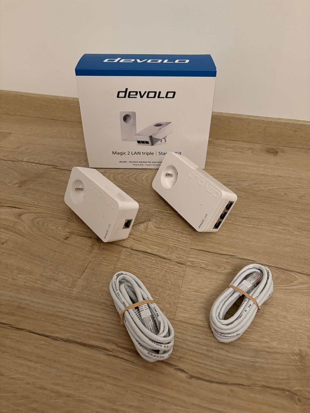 Devolo Magic 2 LAN triple Starter Kit (ALS NIEUW), Computers en Software, Ophalen of Verzenden, Zo goed als nieuw
