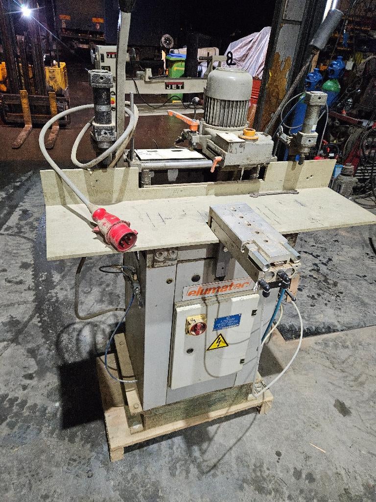 Machine à bois, Enlèvement