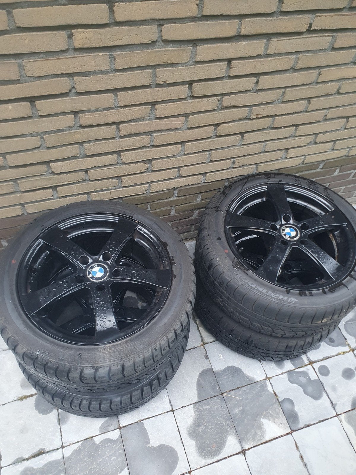 19 inch zwarte velgen bmw met winterbanden., Auto-onderdelen, Banden en Velgen, Ophalen, 19 inch, Winterbanden, Velg(en)