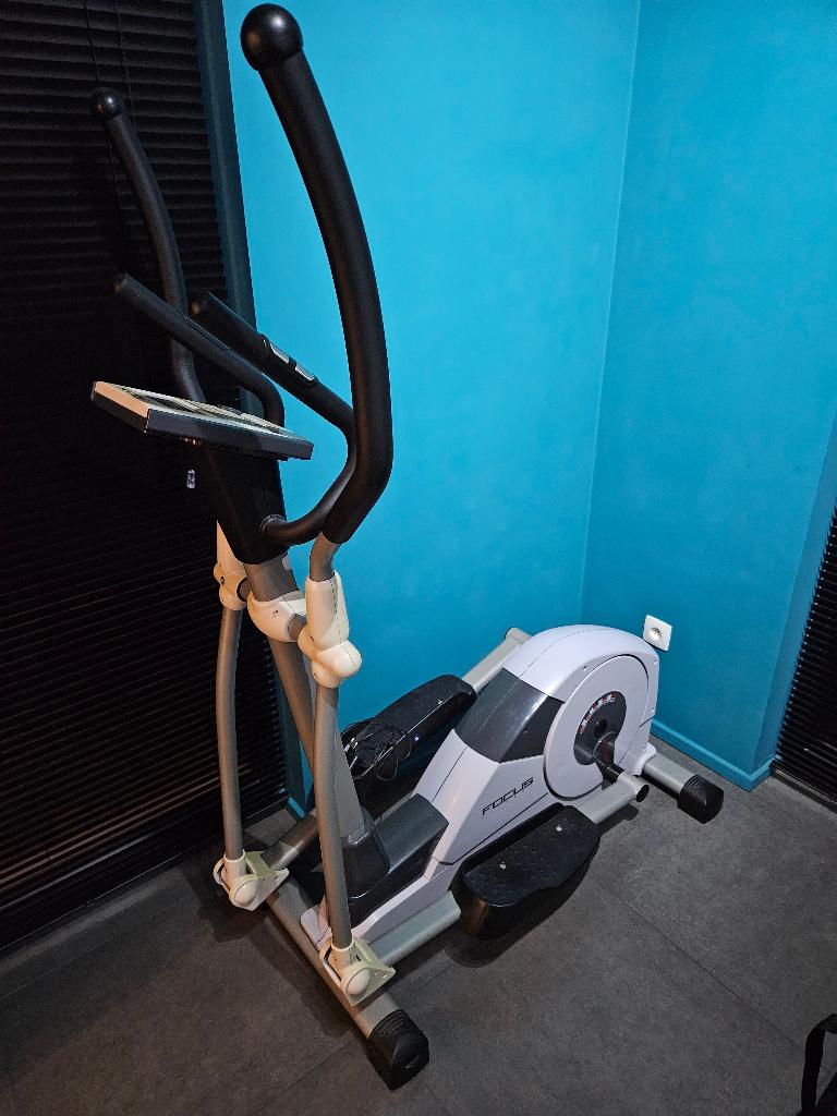 Crosstrainer Focus Fox 3, Ophalen, Kunststof, Gebruikt, Crosstrainer