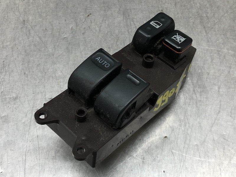 COMMUTATEUR VITRES ELECTRIQUES Toyota Yaris (P1), Utilisé, Toyota
