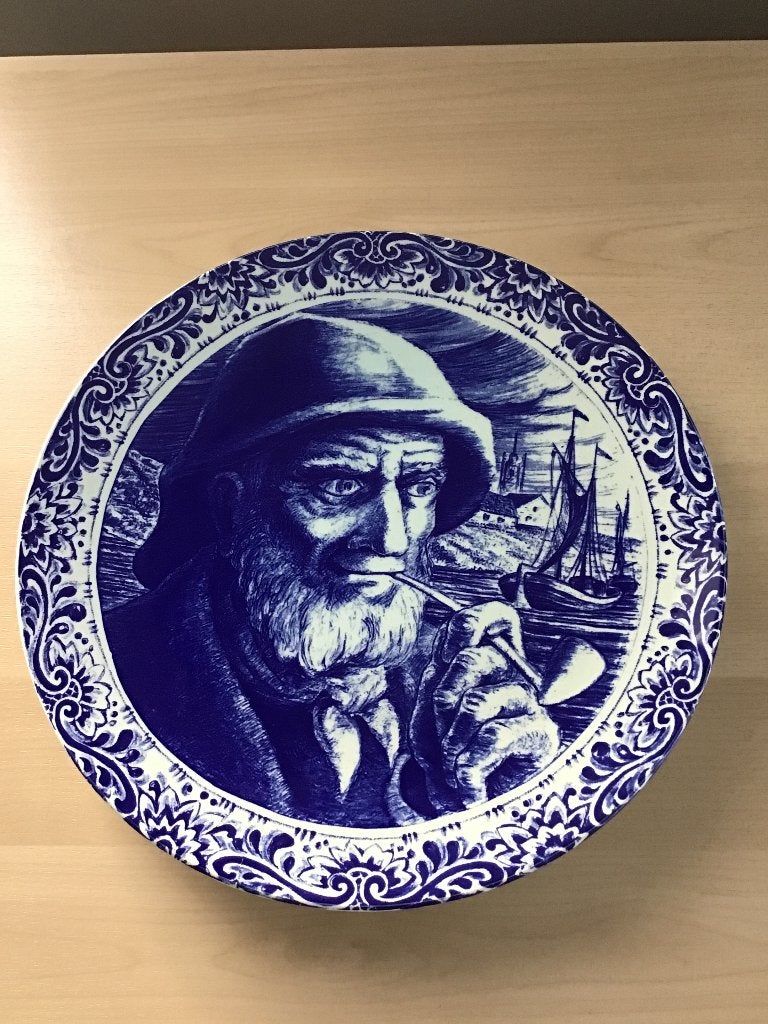 Sierbord : Oude man met pijp., Ophalen of Verzenden