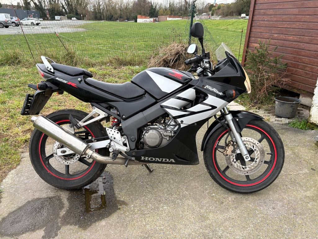 Honda CBR 125cc motor vernieuwd!!!, Motoren, Gebruikt, 125 cc, 11 kW of minder, Handgeschakeld