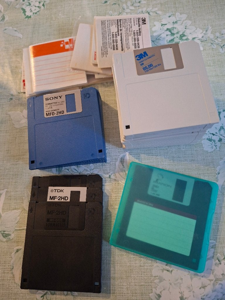 Partij Diskettes, Ophalen