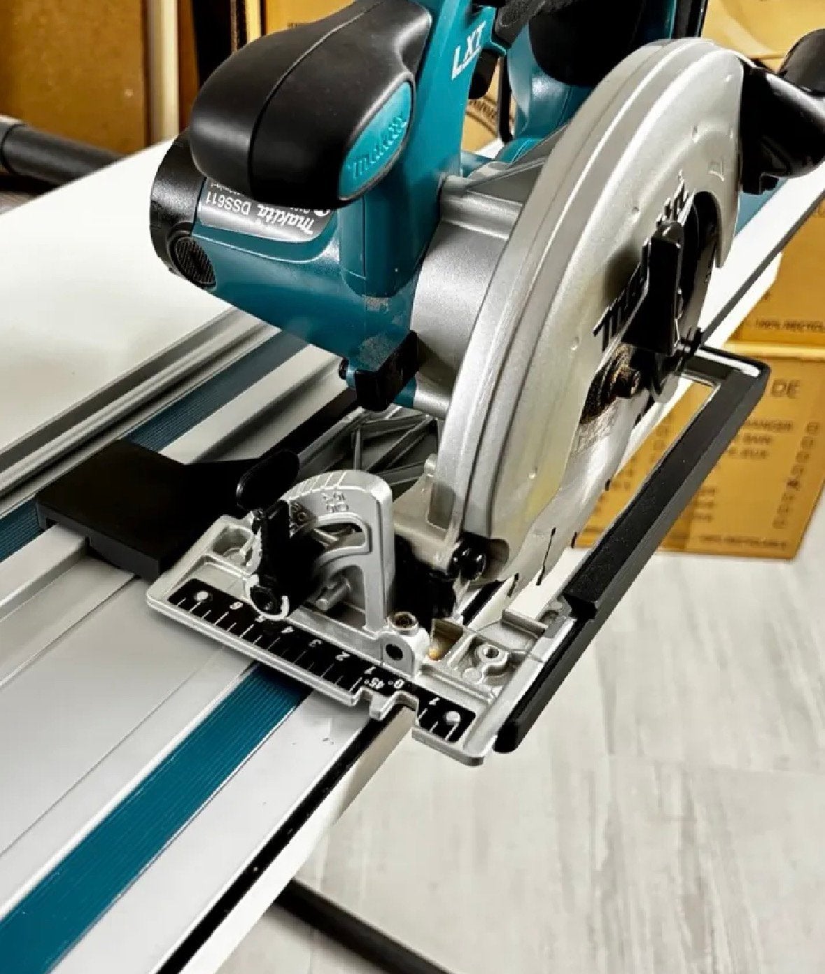 Pasplaat Makita DSS611/DSS610 rail adapter, Enlèvement ou Envoi, Comme neuf