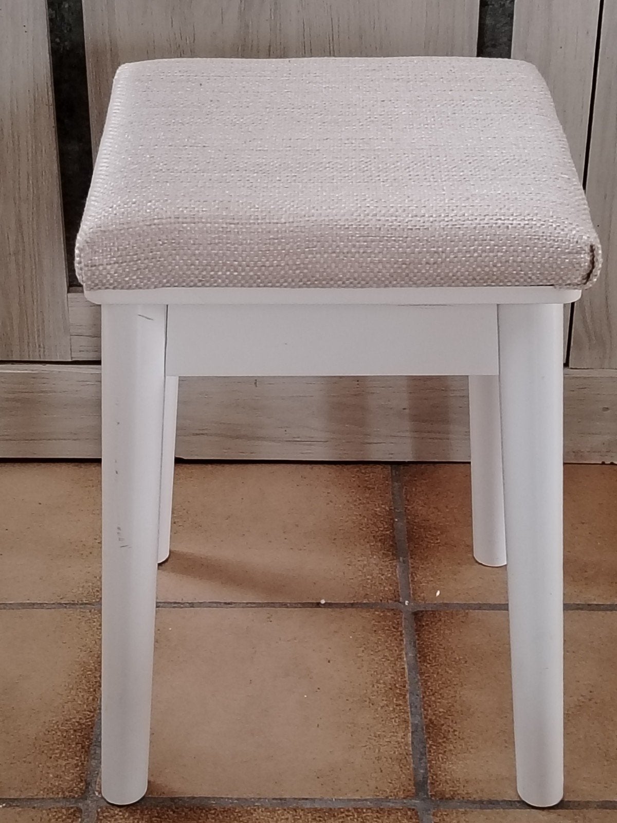 POUF ( COIFFEUSE ) OU AUTRE - BEIGE/BLANC, Enlèvement, Utilisé