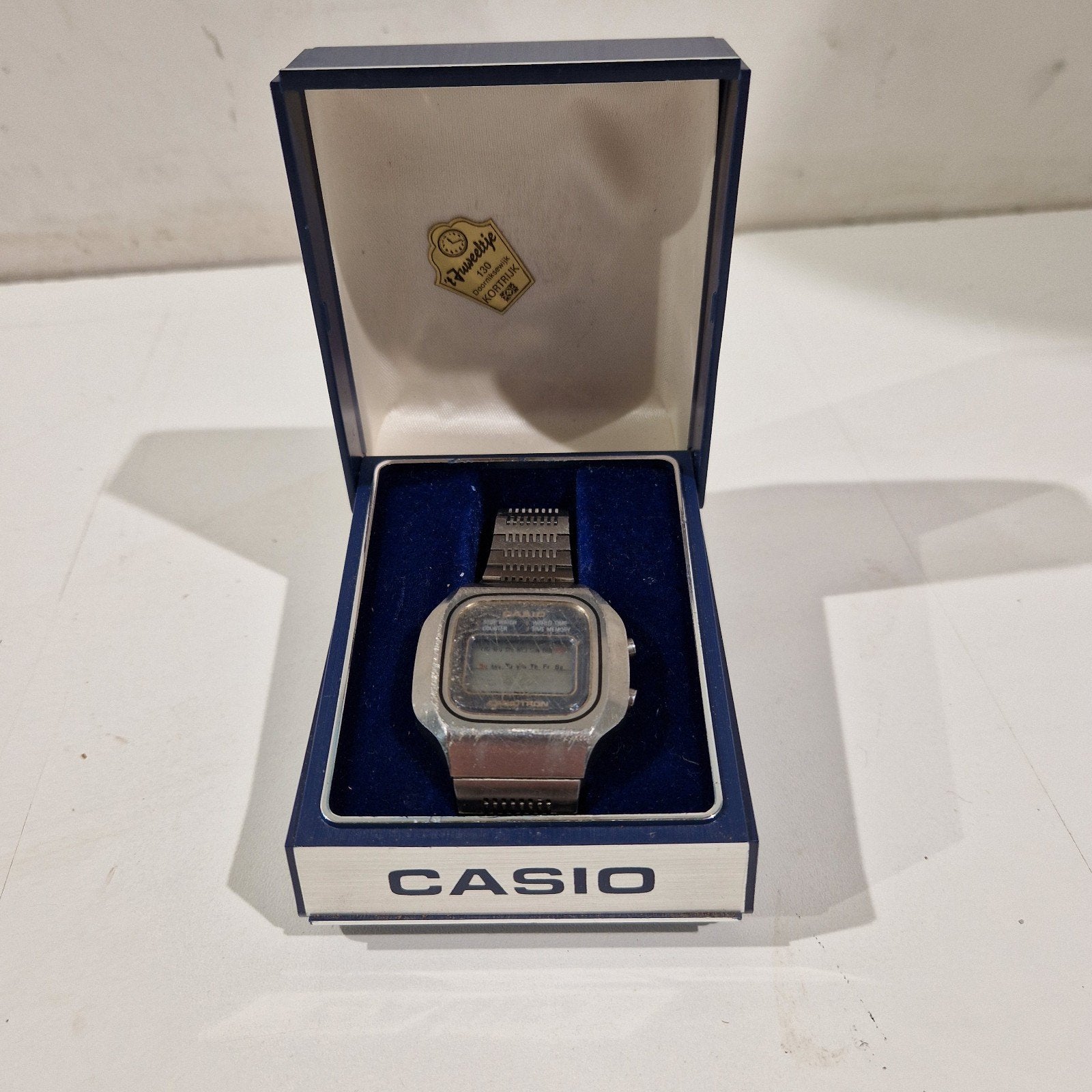 Casio Casiotron S-14 in originele doos, Bijoux, Sacs & Beauté, Enlèvement ou Envoi, Montre-bracelet, Autres marques, Avec bracelet