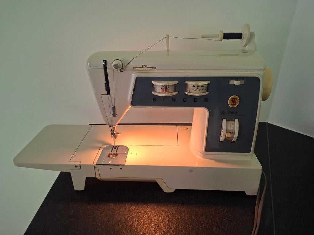 Singer 764 Naaimachine, Ophalen