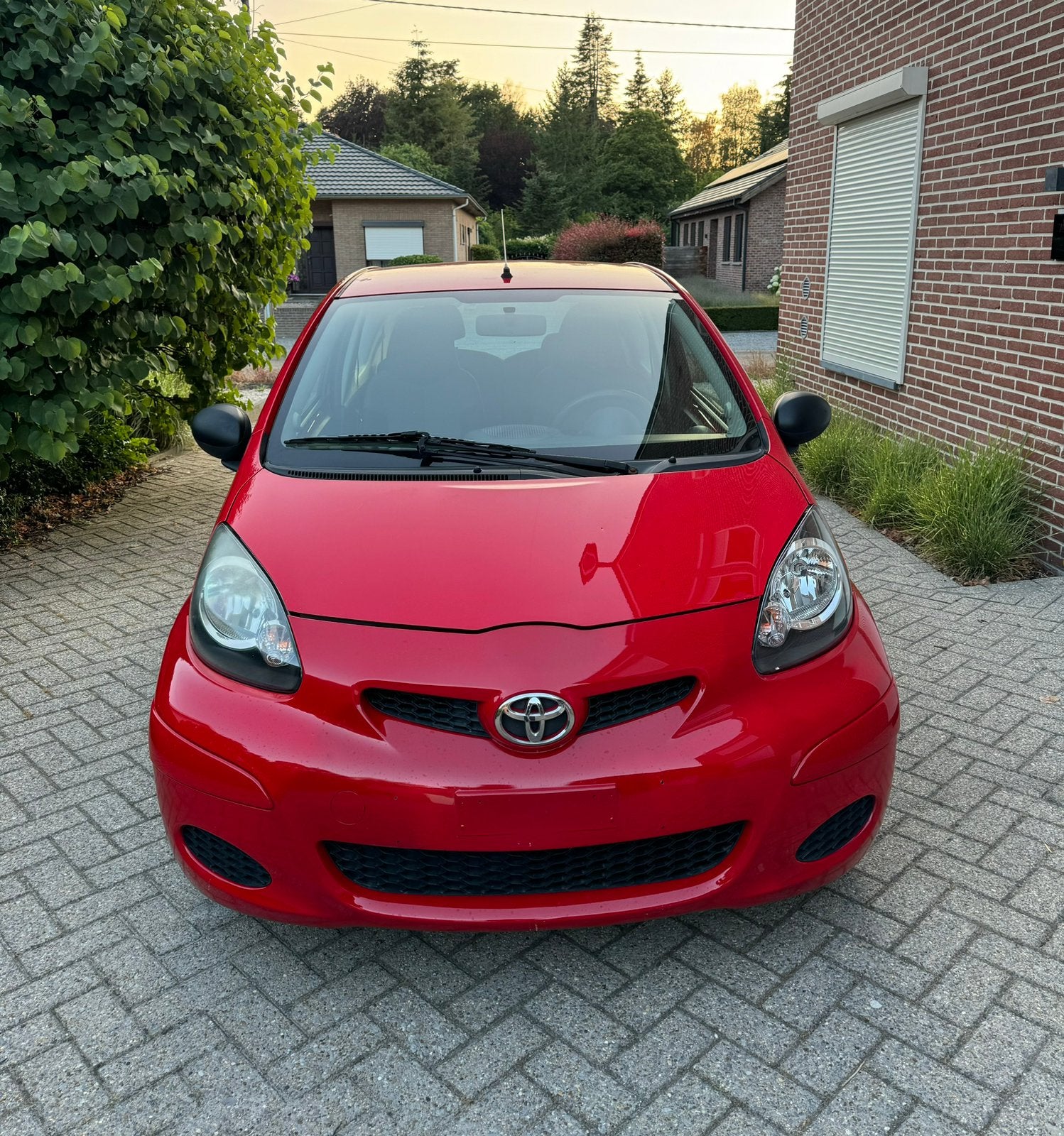 Toyota Aygo 1.0 Benzine / 86.500 Km, Autos, Achat, Entreprise, Boîte manuelle, Vitres électriques