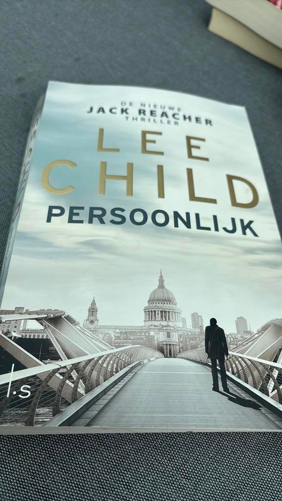 Lee Child - Persoonlijk, Boeken, Thrillers, Zo goed als nieuw, Ophalen of Verzenden