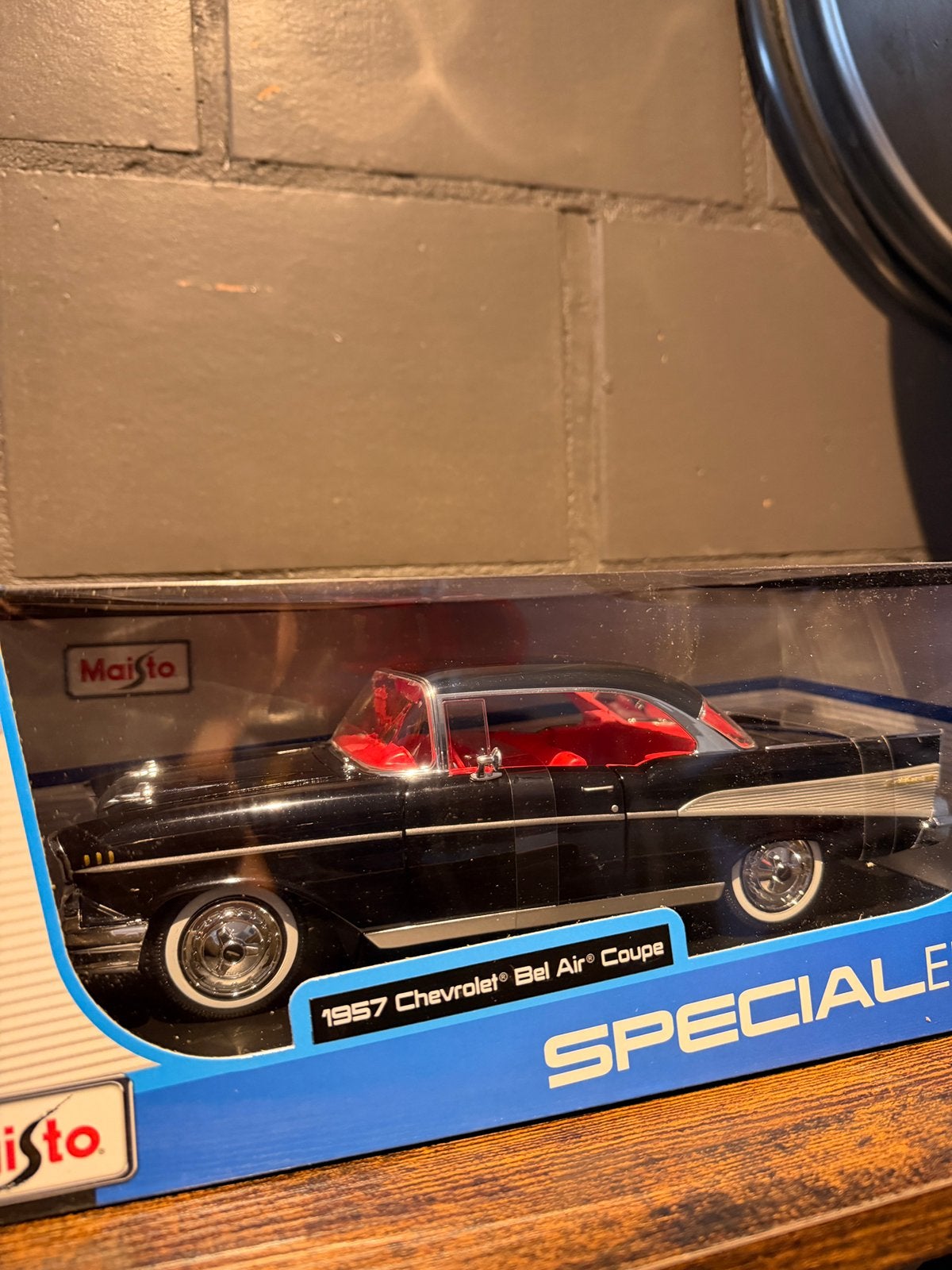 1957 chevrolet bel air, Hobby & Loisirs créatifs, Voitures miniatures | 1:18, Enlèvement, Comme neuf, Maisto