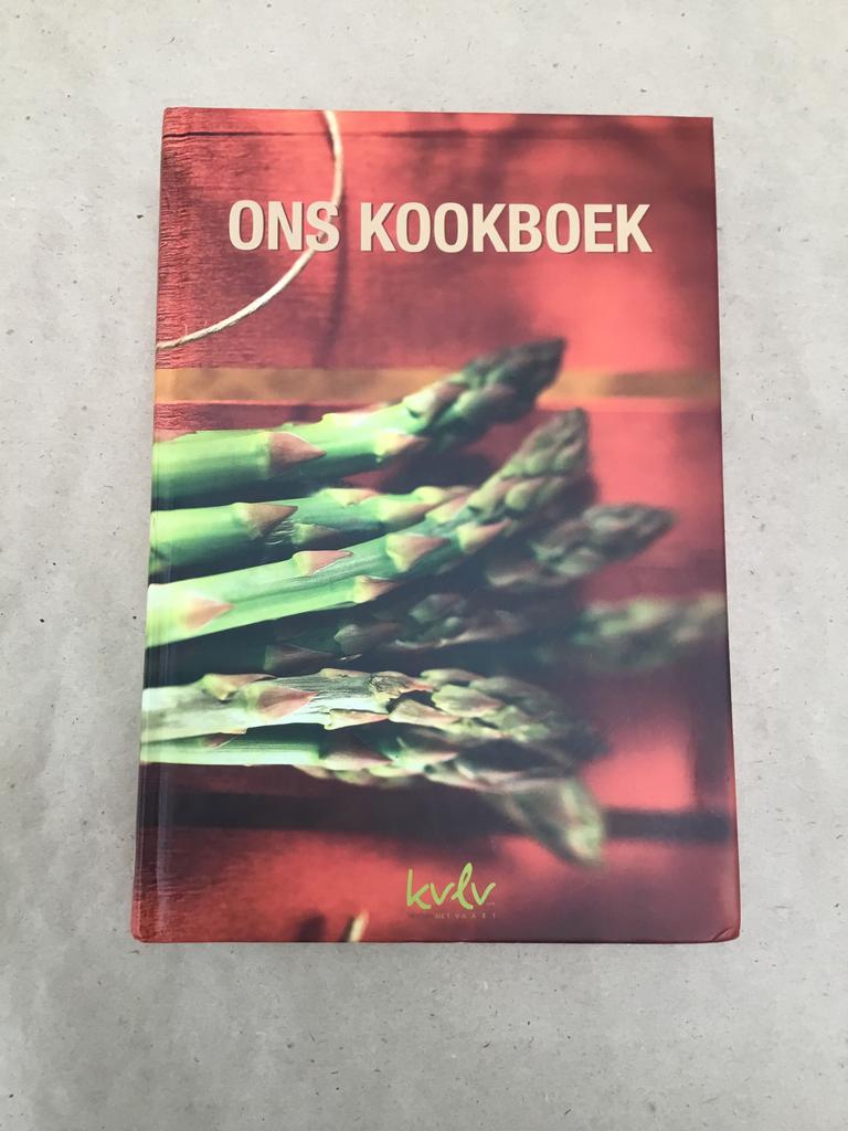 Boek Ons kookboek kvlv boerinnenbond, Livres, Livres de cuisine, Comme neuf, Enlèvement ou Envoi