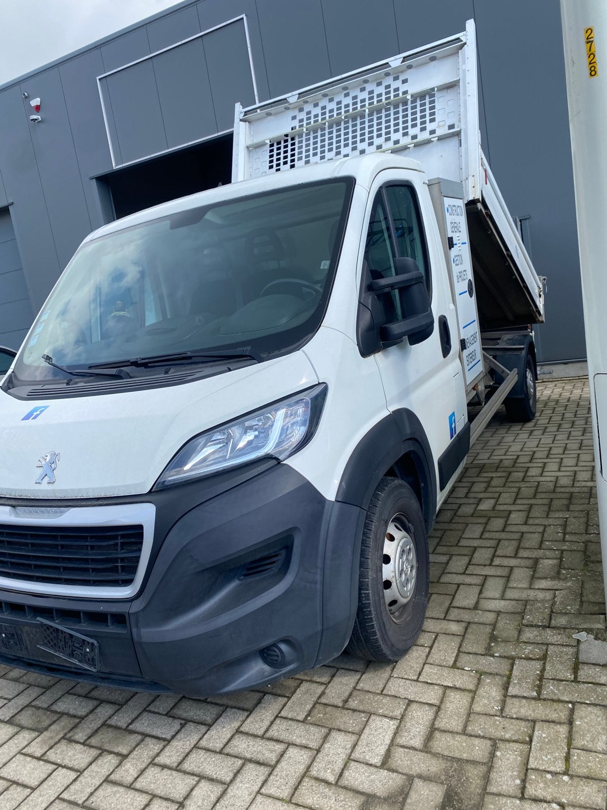 Benne Peugeot Boxer 2,2HDi, Autos, Camionnettes & Utilitaires, Achat, Euro 6, Entreprise, 3 places