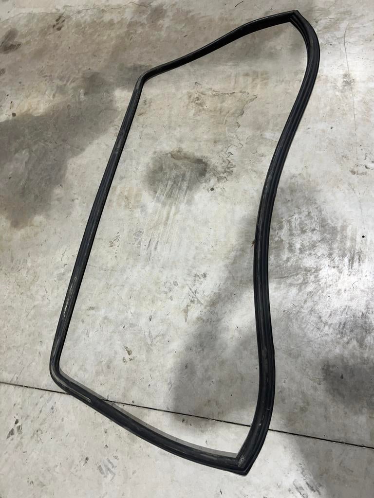 Raamrubbers voor+achter bmw e28, Enlèvement, BMW