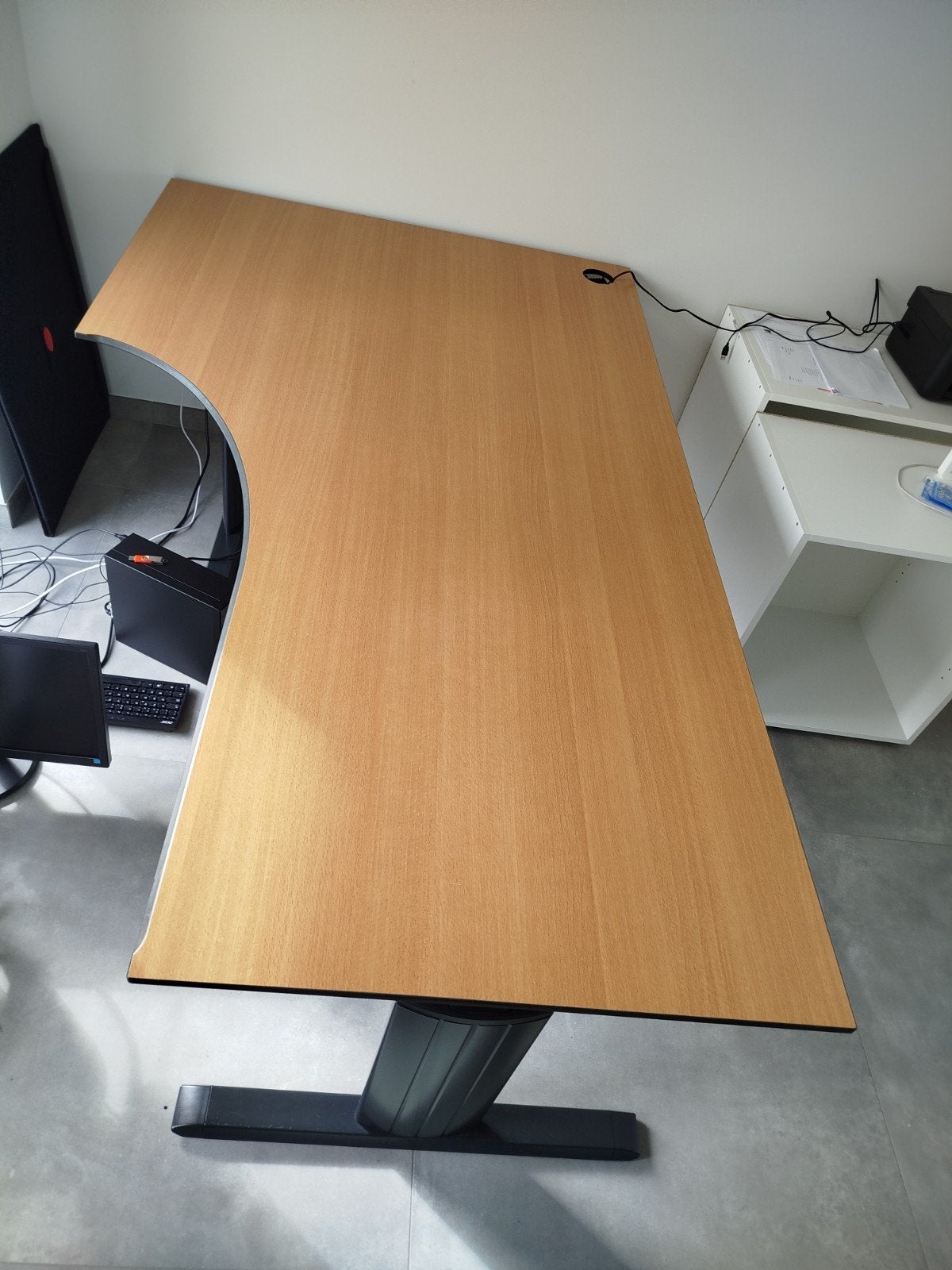 bureau / bureel / kantoormeubel, Ophalen