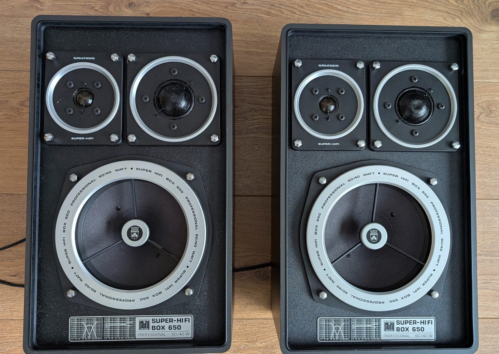 Grundig Super Hi-Fi box 650 ( met opmerking), 60 à 120 watts, Enlèvement, Utilisé, Enceinte d'étagère