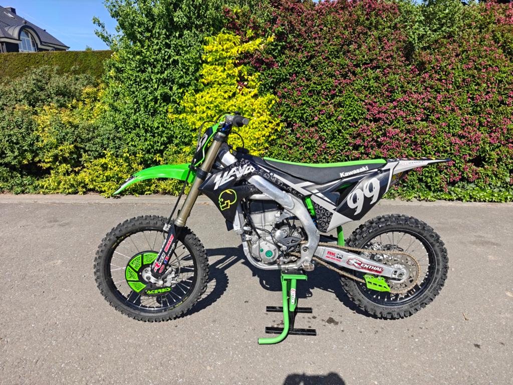 Kawasaki KXF 450 2019 injection, Motos