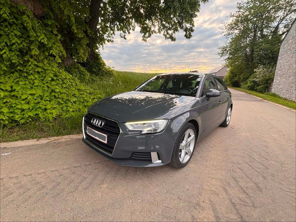 A vendre audi a3, Autos, Argent ou Gris, Euro 6, Autre, 5 portes